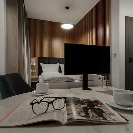 Odrzanska Old Town Apart Otel 4*