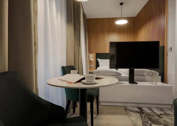 Апарт-отель Odrzanska Old Town 4*