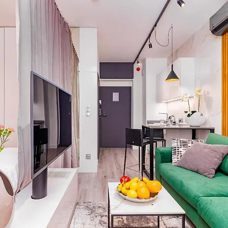 מלון דירות Odrzanska Old Town 4*