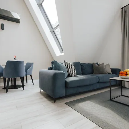 Aparthotel Odrzanska Old Town Breslavia