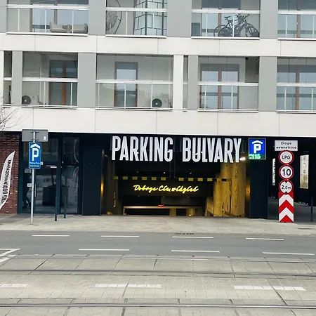 Aparthotel Odrzanska Old Town Breslavia