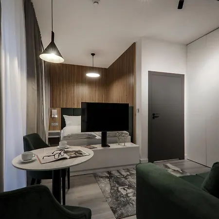 Aparthotel Odrzanska Old Town Breslavia