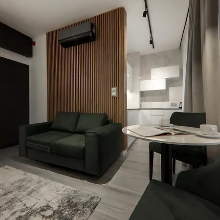 Aparthotel Odrzanska Old Town Breslavia