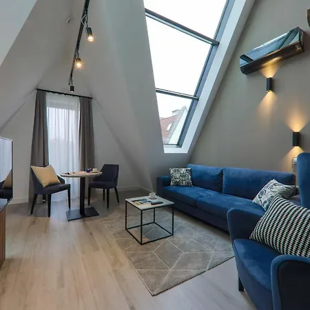 Odrzanska Old Town Aparthotel Breslavia